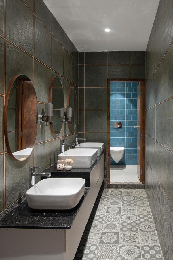 Time Square Boutique & 4*